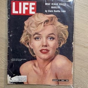LIFE Magazine August 17 Marilyn Monroe Cover 1964